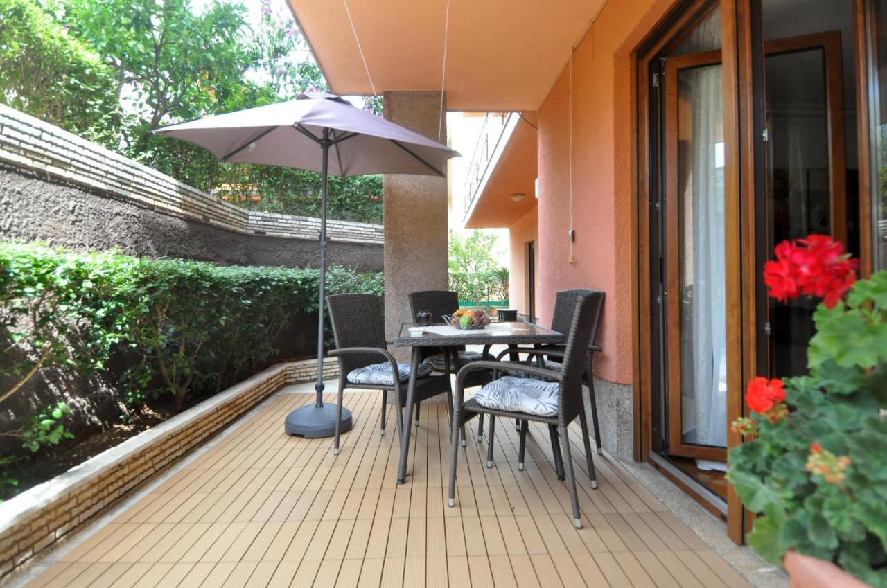 Apartman Lory พูลา ภายนอก รูปภาพ